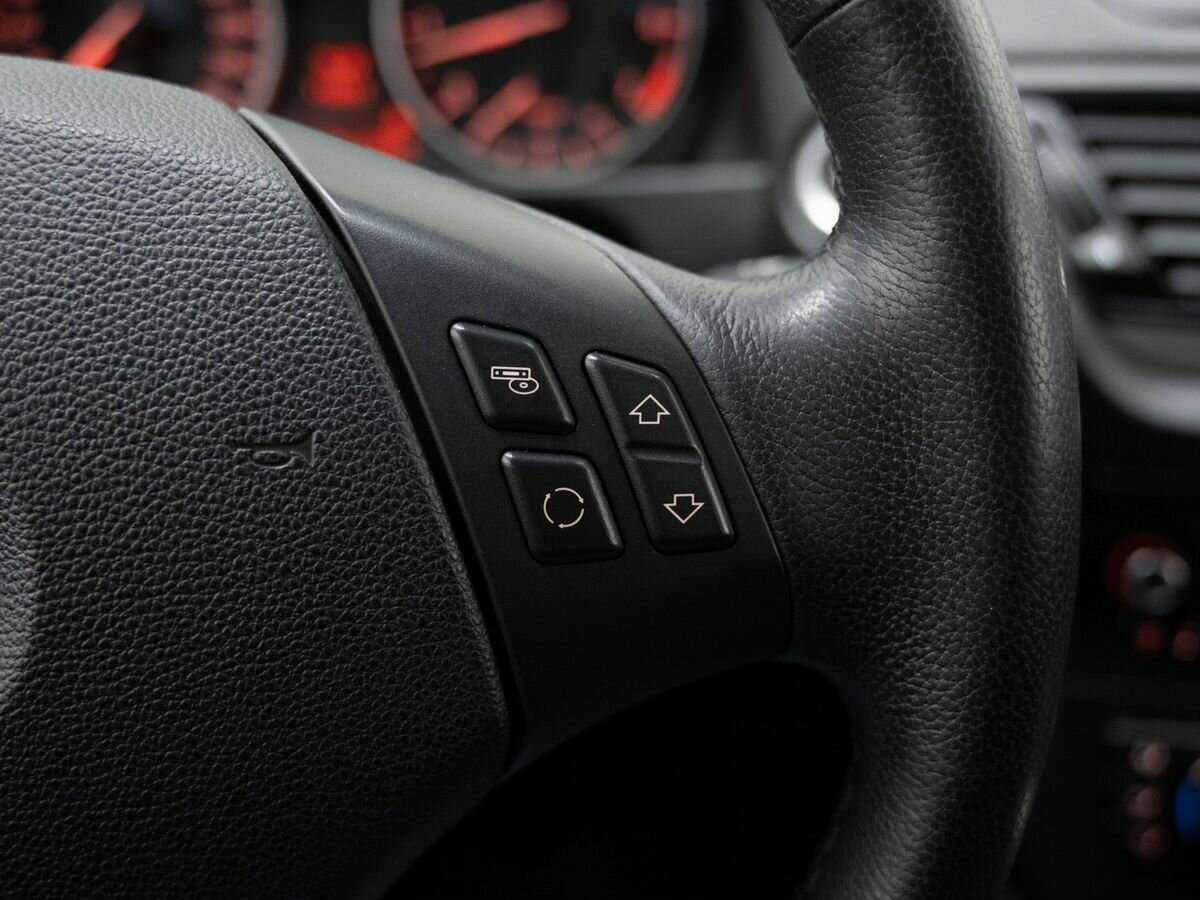 BMW X1 с пробегом — 2013 год. Фото: #18