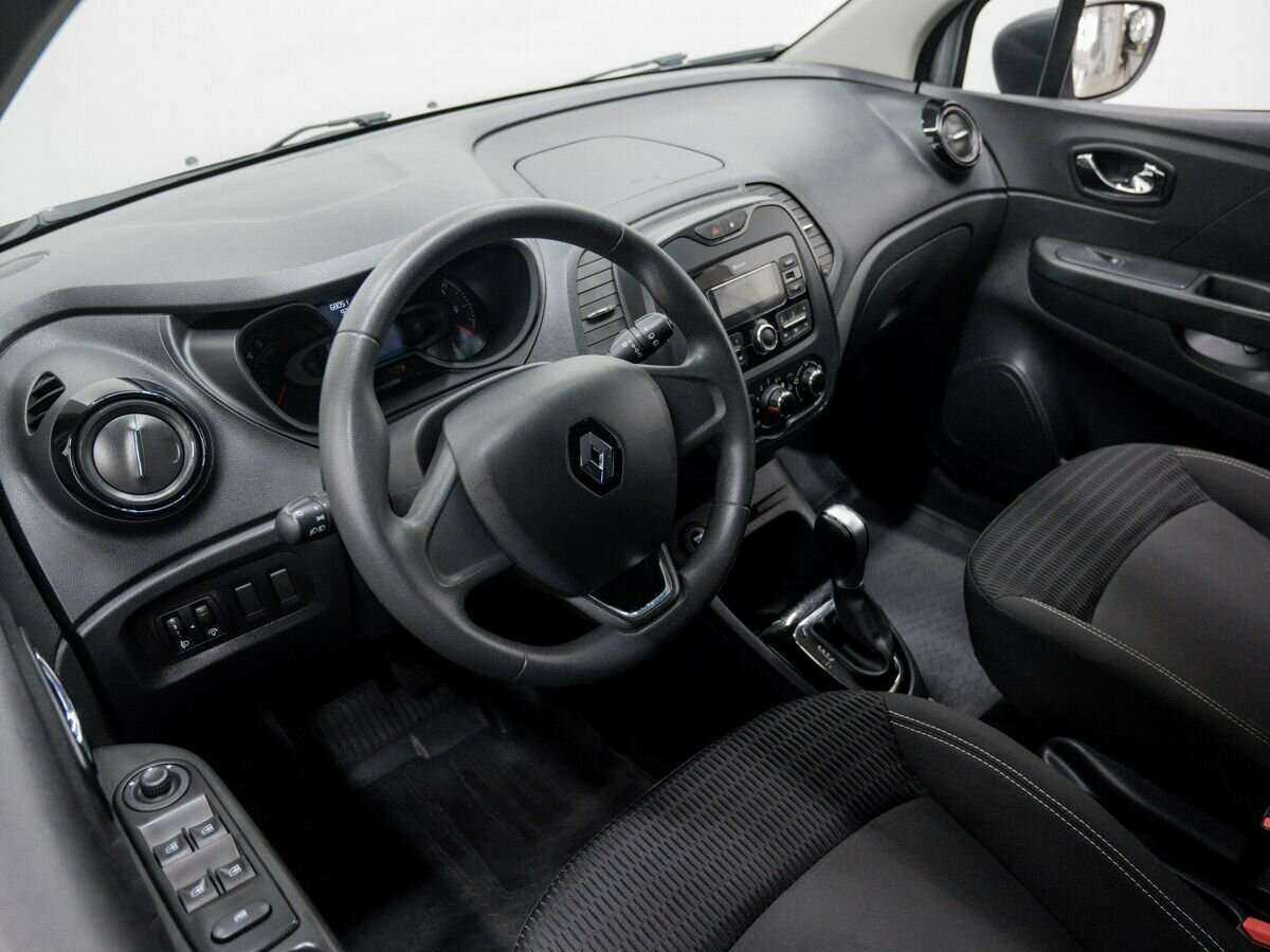 Renault Kaptur с пробегом — 2018 год. Фото: #12