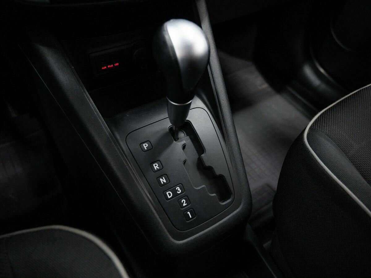 Kia Venga с пробегом — 2012 год. Фото: #14