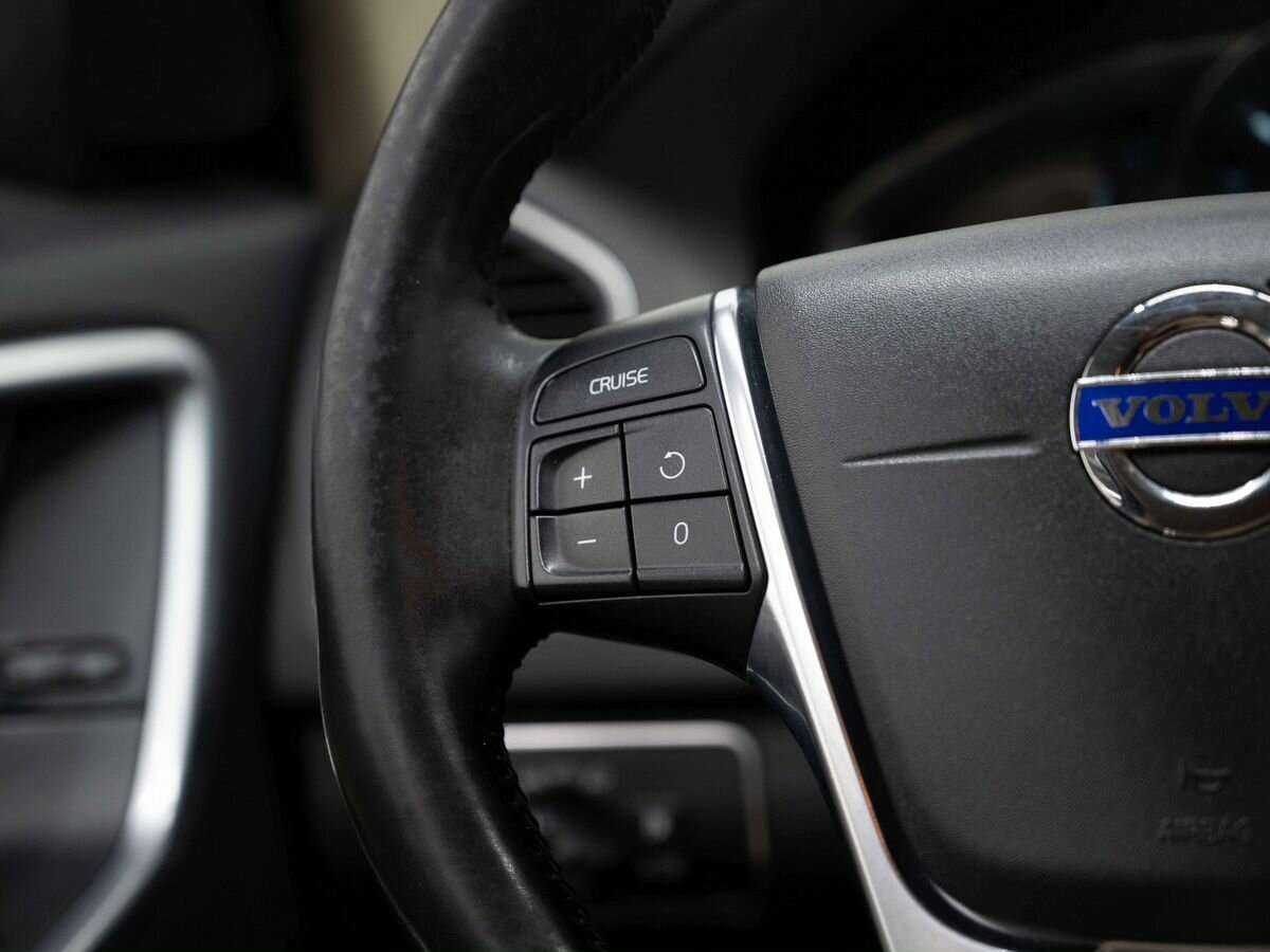 Volvo XC60 с пробегом — 2014 год. Фото: #14