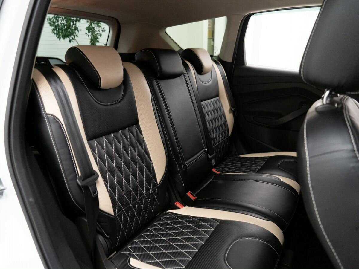 Ford Kuga с пробегом — 2015 год. Фото: #7