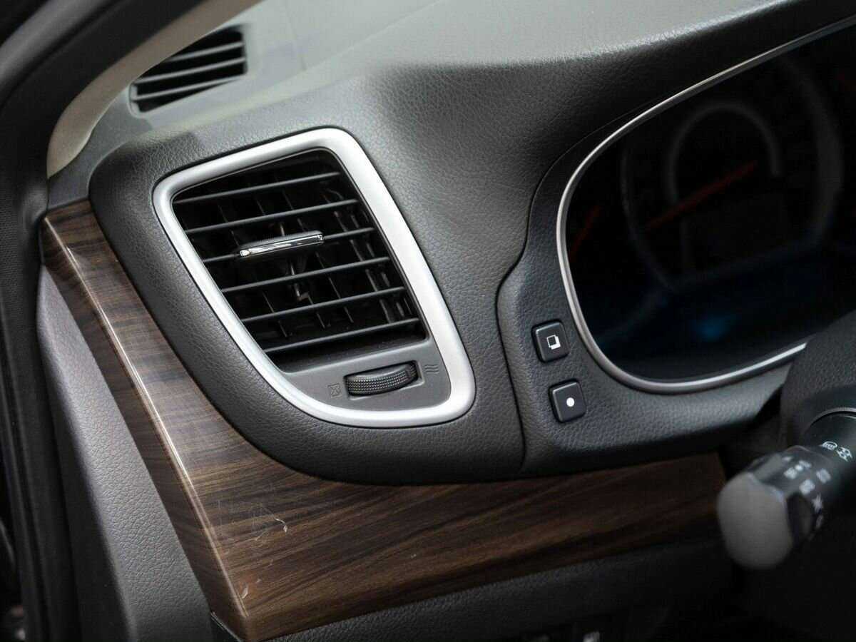 Nissan Teana с пробегом — 2012 год. Фото: #16