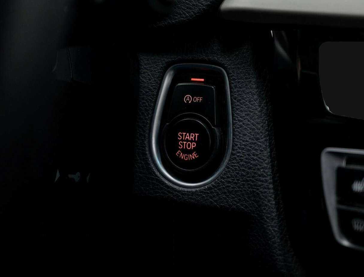 BMW 3 серии с пробегом — 2016 год. Фото: #20