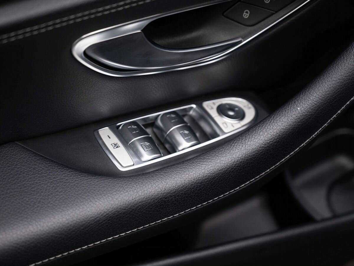 Mercedes-Benz E-Класс с пробегом — 2017 год. Фото: #17