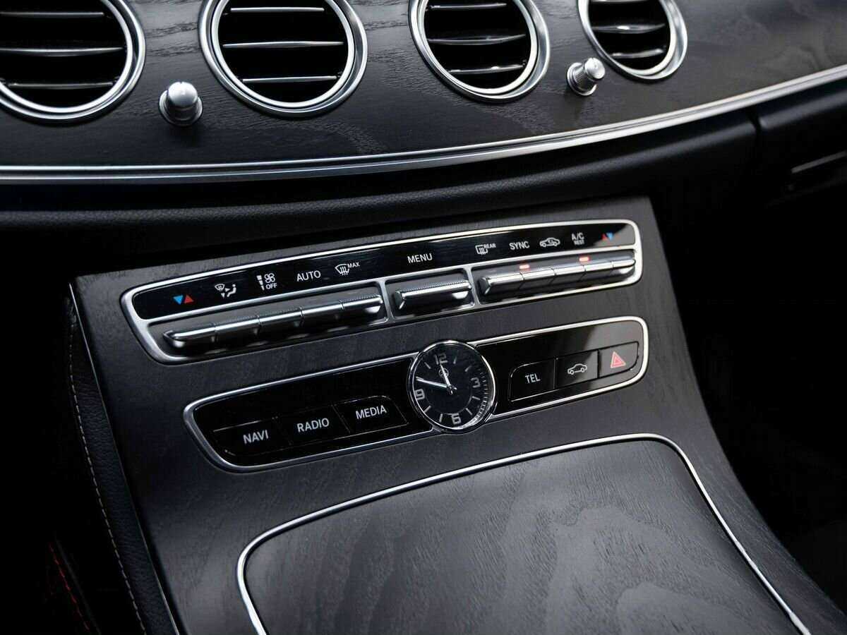 Mercedes-Benz E-Класс с пробегом — 2017 год. Фото: #22