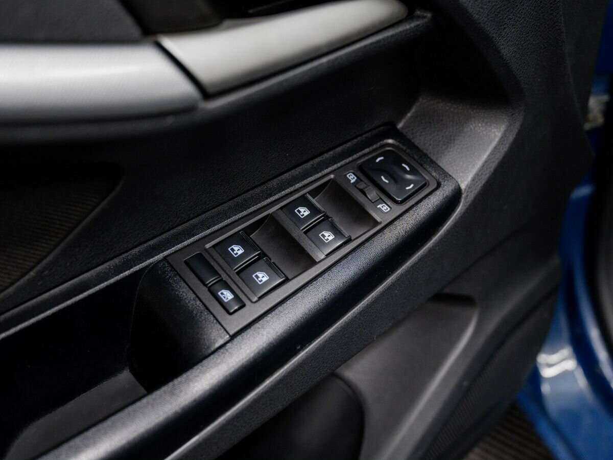 Lada (ВАЗ) Vesta с пробегом — 2019 год. Фото: #14