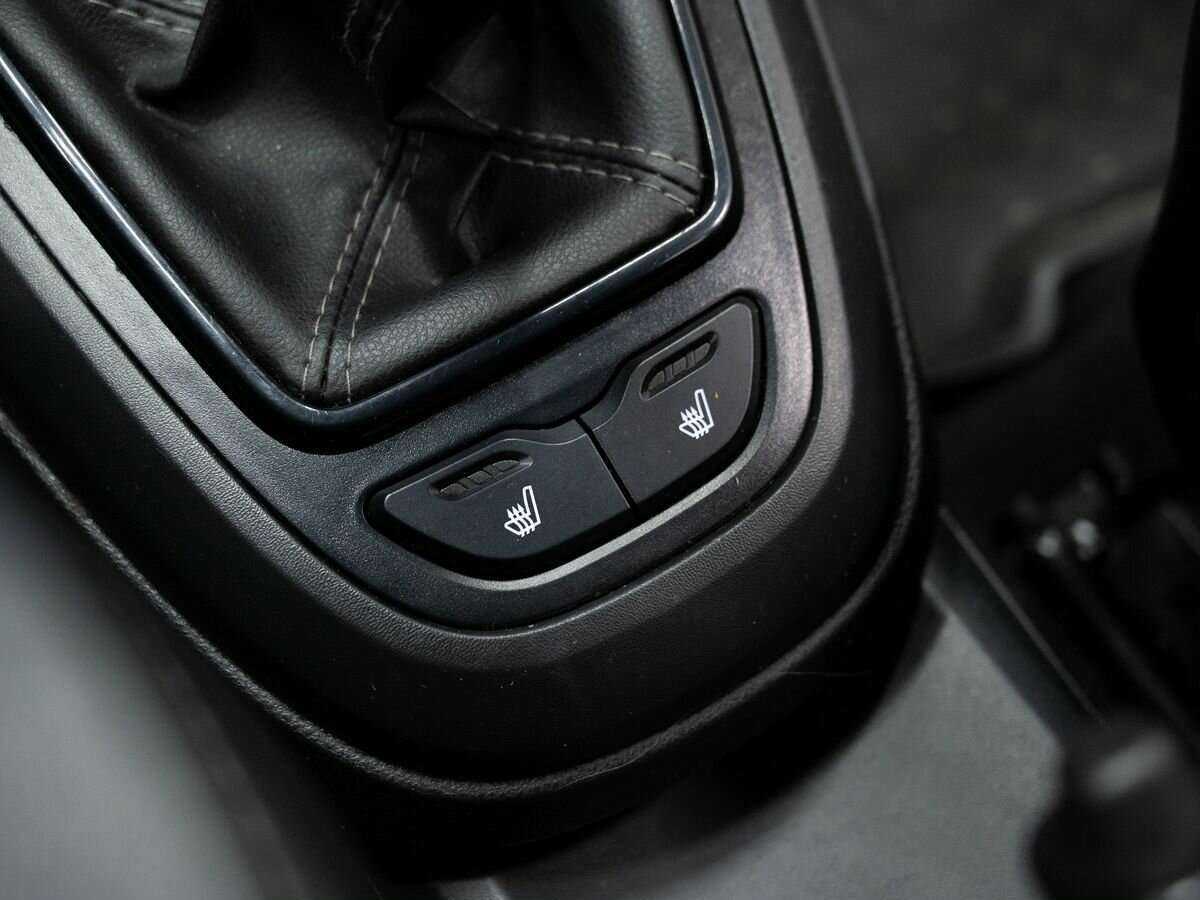 Lada (ВАЗ) Vesta с пробегом — 2019 год. Фото: #18