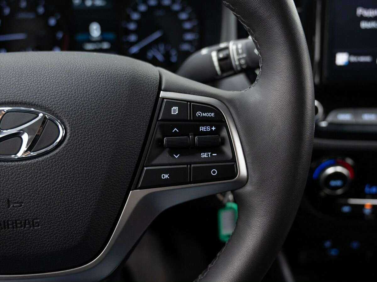 Hyundai Solaris с пробегом — 2020 год. Фото: #16