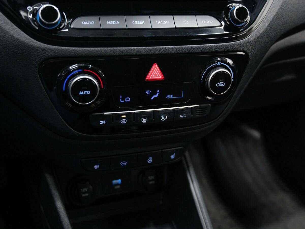 Hyundai Solaris с пробегом — 2020 год. Фото: #19