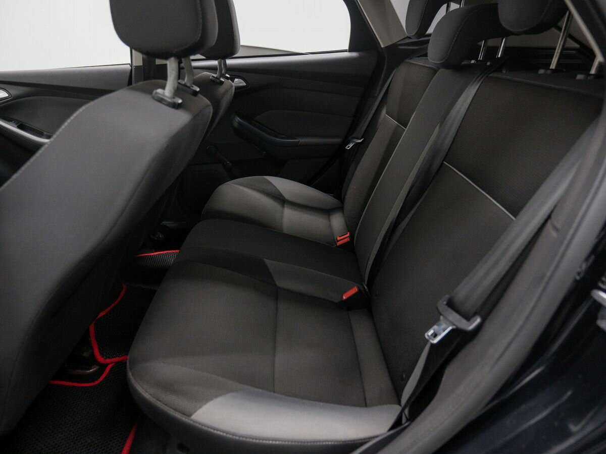 Ford Focus с пробегом — 2013 год. Фото: #15