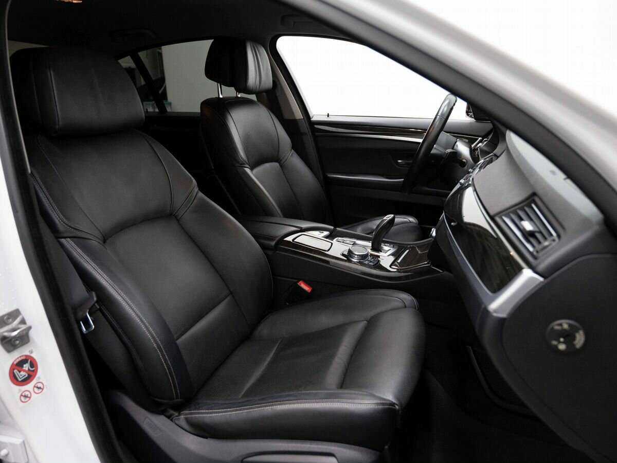 BMW 5 серии с пробегом — 2016 год. Фото: #11