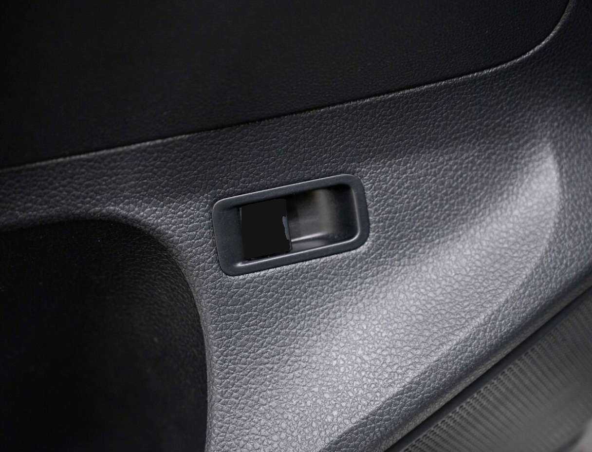 Volkswagen Polo с пробегом — 2018 год. Фото: #18