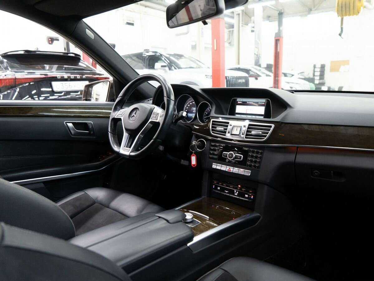 Mercedes-Benz E-Класс с пробегом — 2013 год. Фото: #16