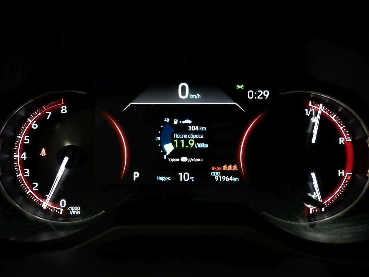 Toyota RAV4 с пробегом — 2020 год. Фото: #12