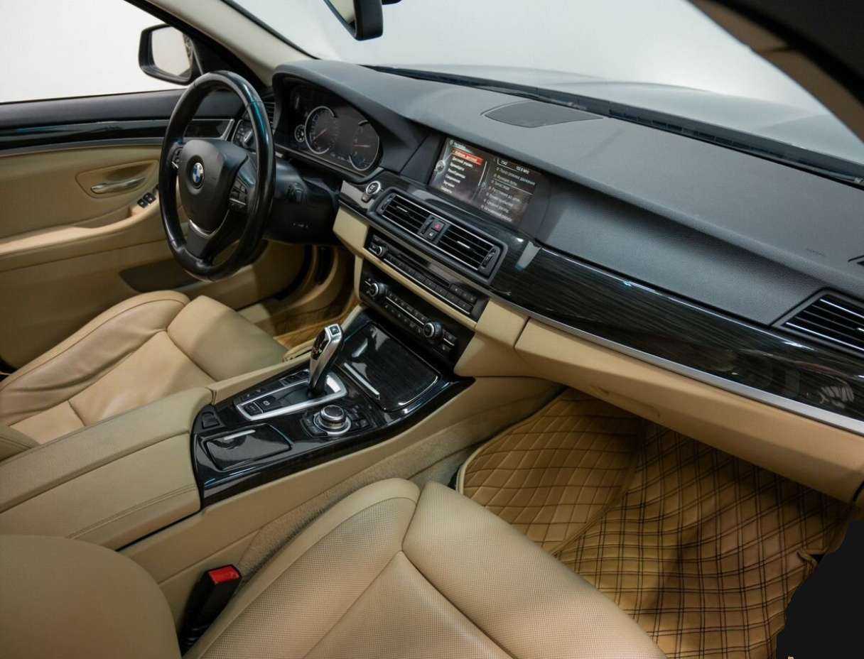 BMW 5 серии с пробегом — 2013 год. Фото: #6