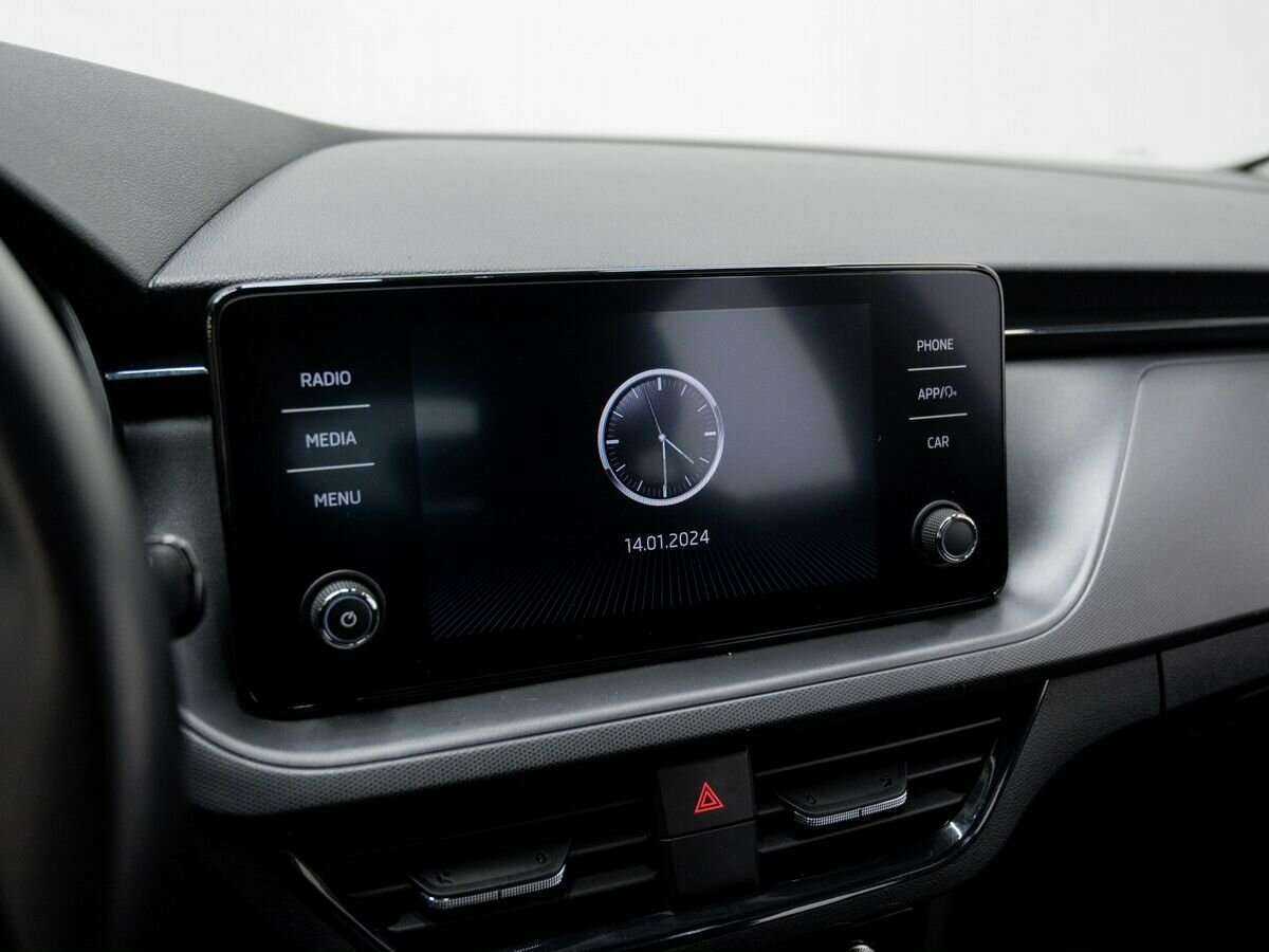 Skoda Rapid с пробегом — 2021 год. Фото: #19