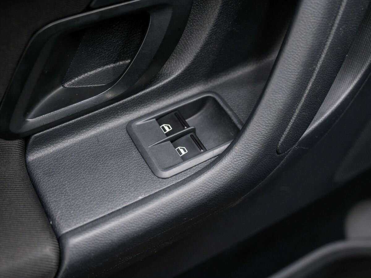 Skoda Fabia с пробегом — 2012 год. Фото: #15