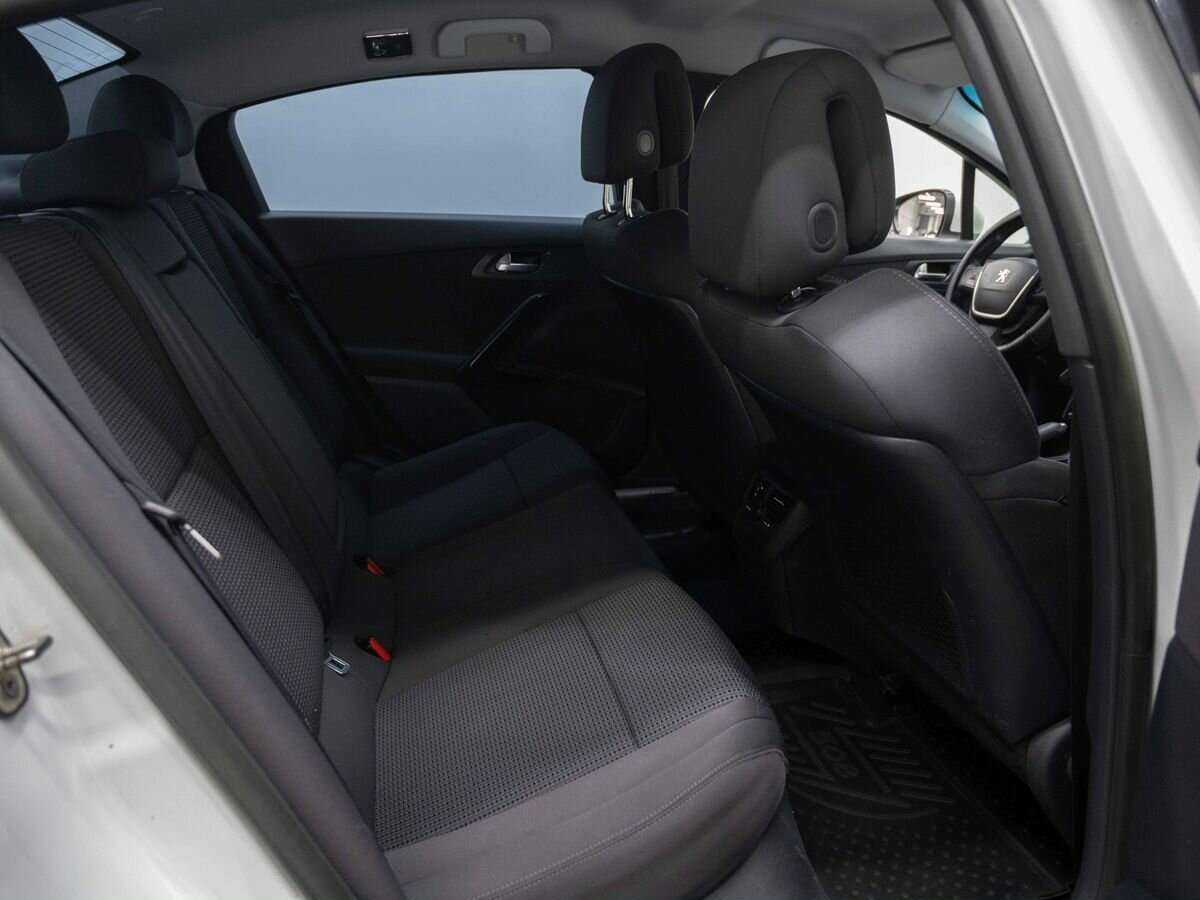 Peugeot 508 с пробегом — 2012 год. Фото: #9