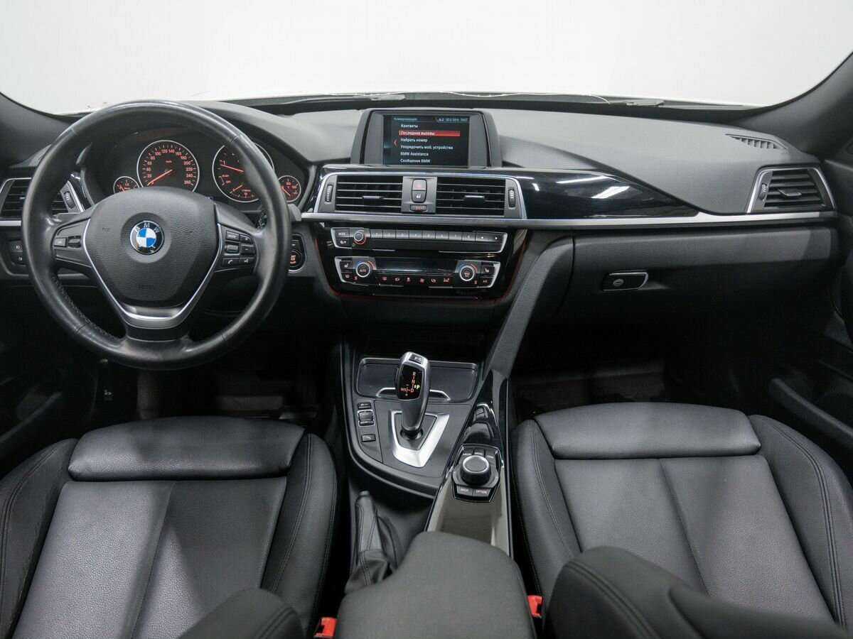 BMW 3 серии с пробегом — 2017 год. Фото: #13