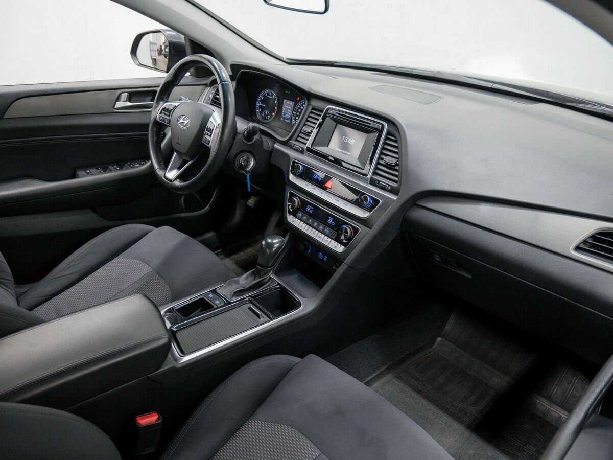 Hyundai Sonata с пробегом — 2017 год. Фото: #7