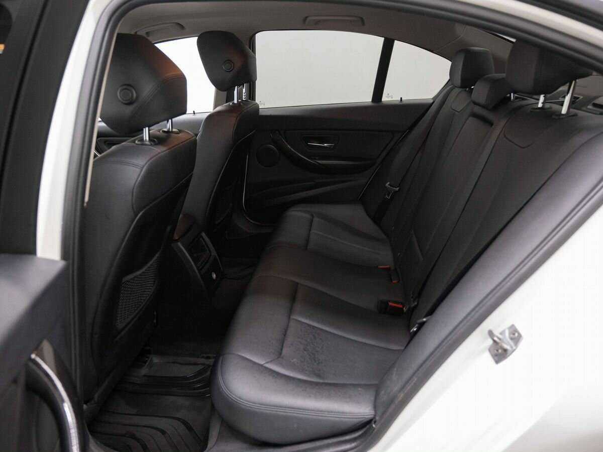 BMW 3 серии с пробегом — 2014 год. Фото: #8