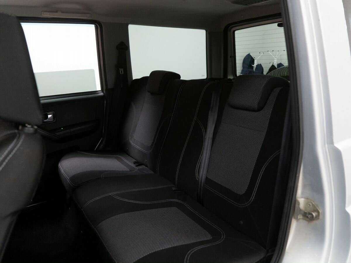 УАЗ Patriot с пробегом — 2015 год. Фото: #6