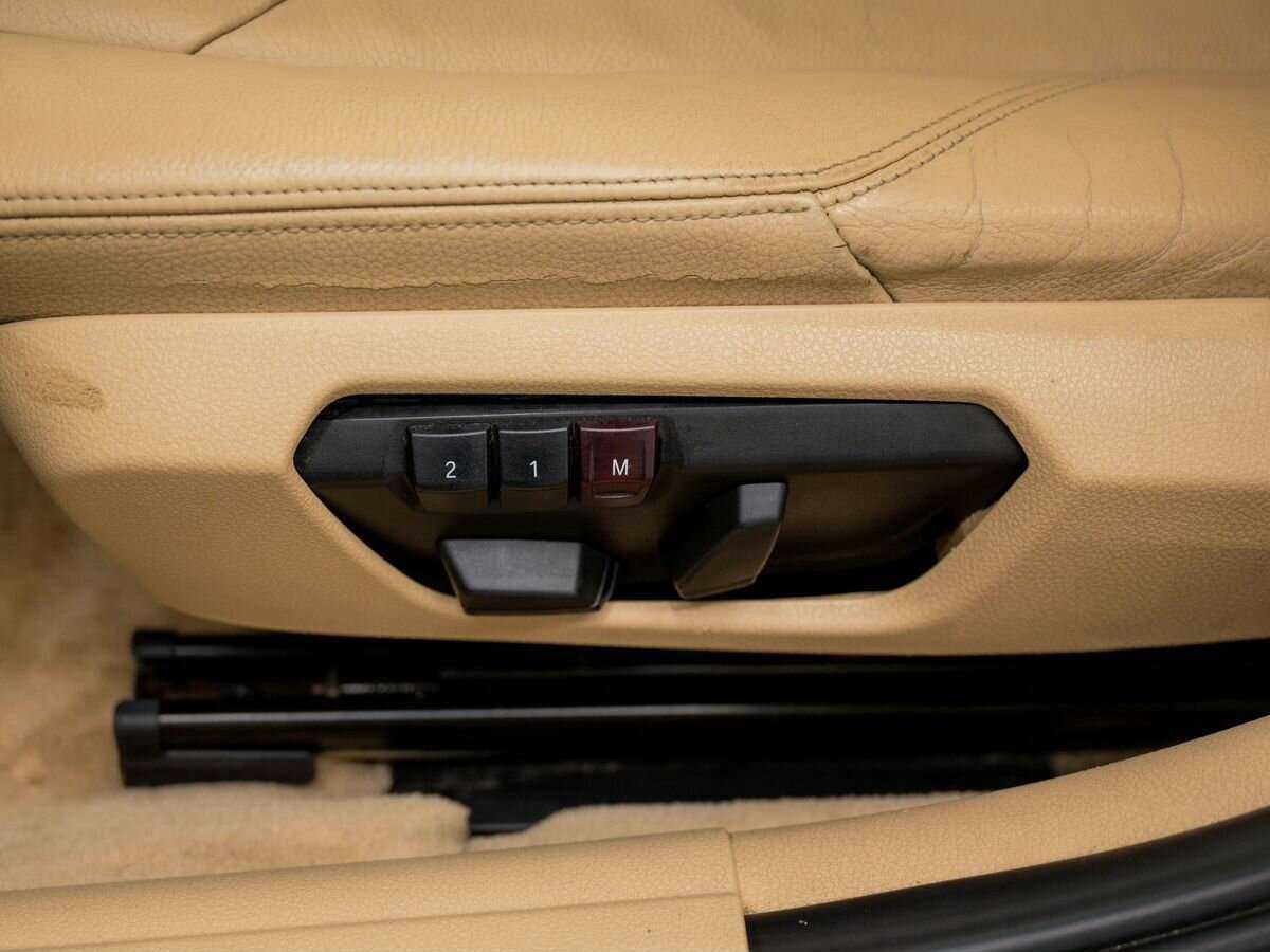 BMW 3 серии с пробегом — 2012 год. Фото: #11