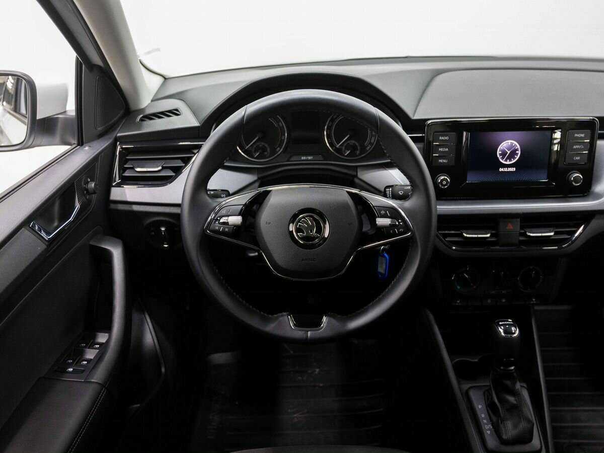 Skoda Rapid с пробегом — 2022 год. Фото: #16