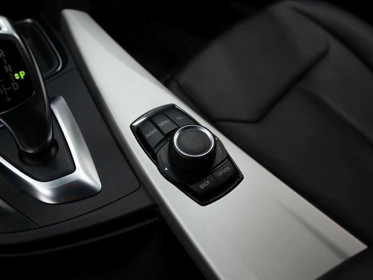 BMW 3 серии с пробегом — 2014 год. Фото: #18