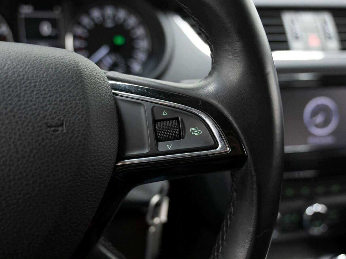 Skoda Octavia с пробегом — 2013 год. Фото: #19