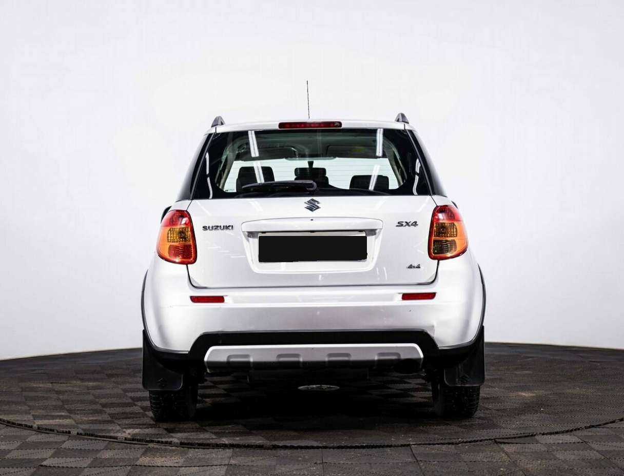 Suzuki SX4 с пробегом — 2013 год. Фото: #4