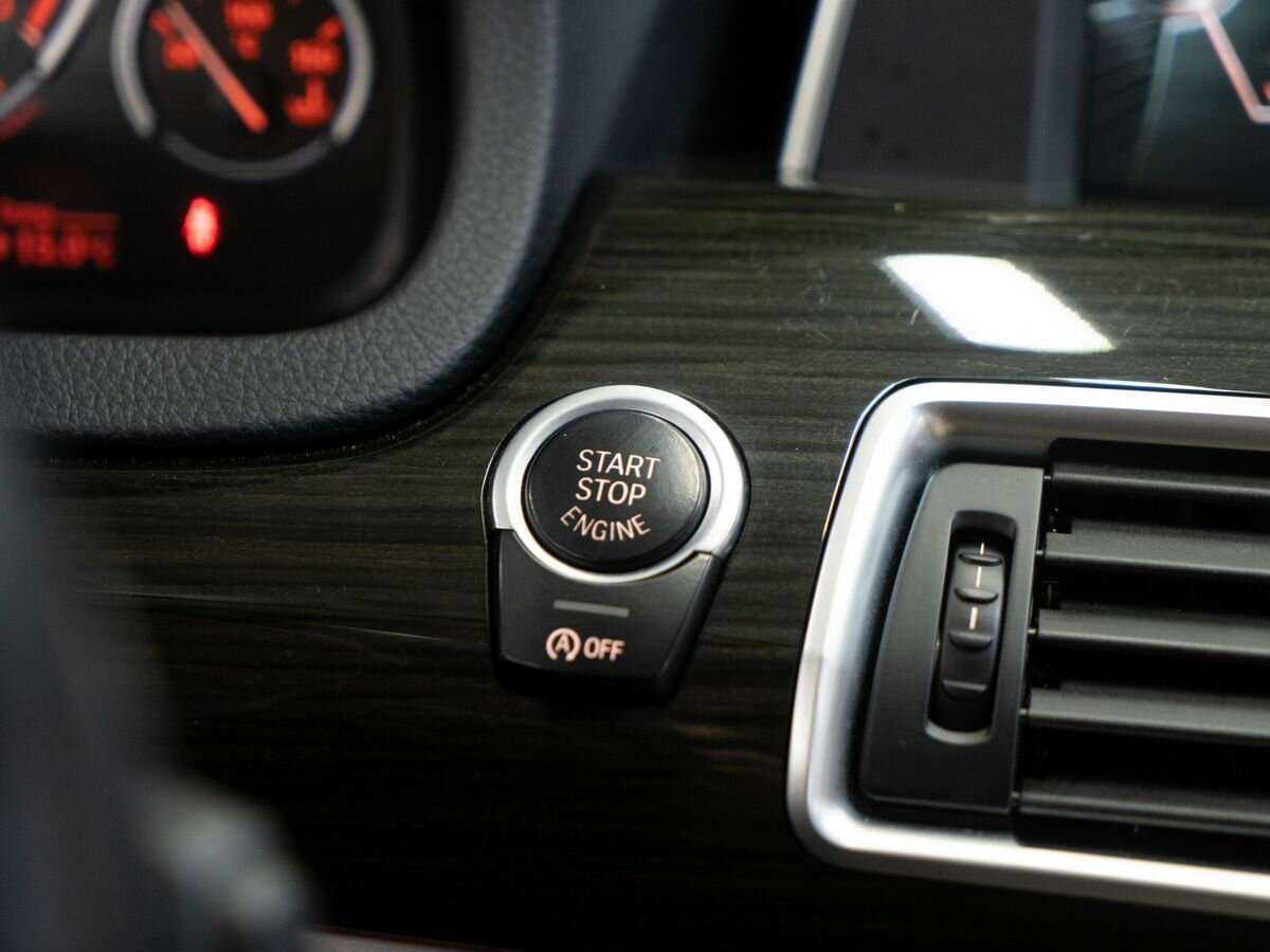 BMW 5 серии с пробегом — 2014 год. Фото: #11