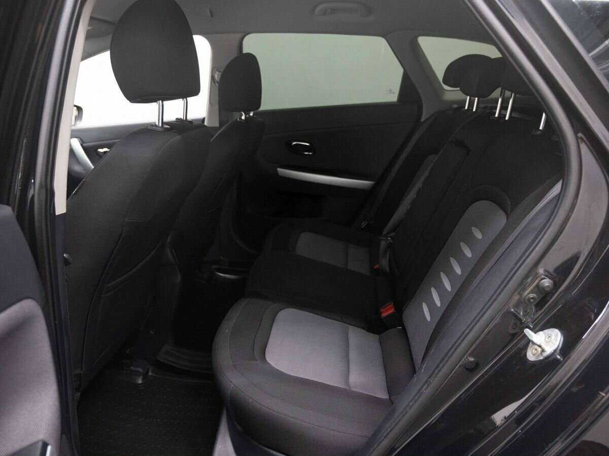 Kia Ceed с пробегом — 2012 год. Фото: #6