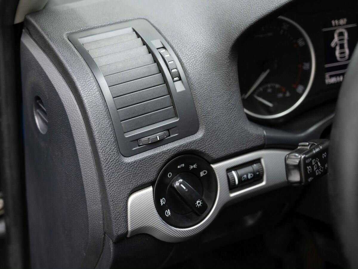 Skoda Octavia с пробегом — 2012 год. Фото: #9