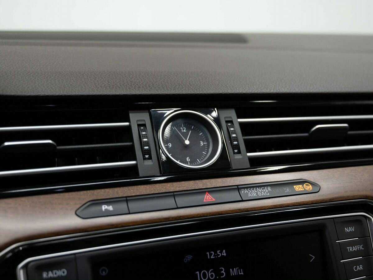 Volkswagen Passat с пробегом — 2016 год. Фото: #19