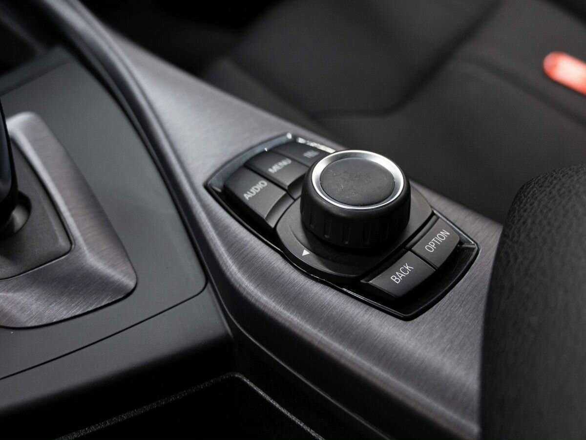 BMW 1 серии с пробегом — 2017 год. Фото: #18