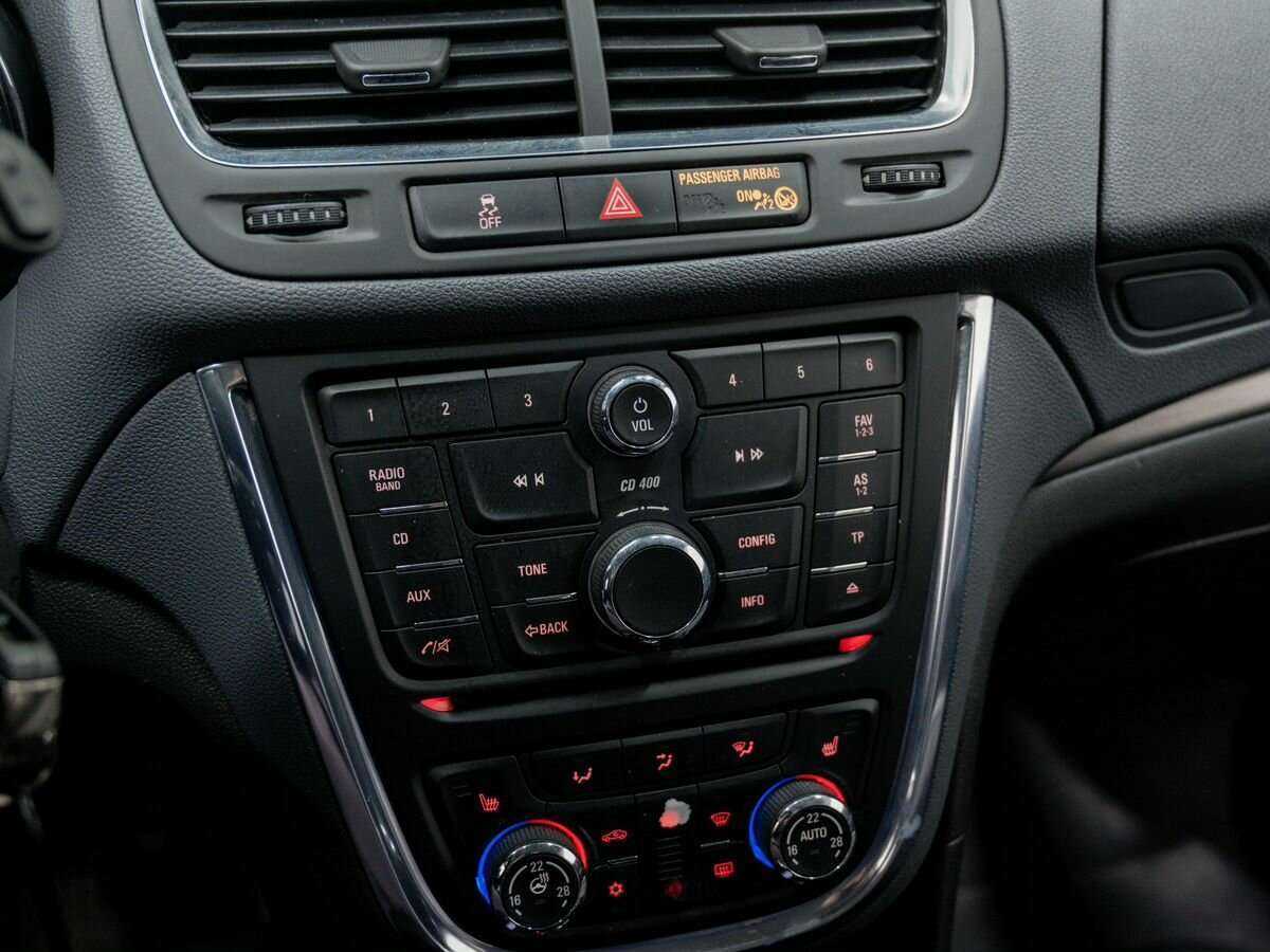 Opel Mokka с пробегом — 2012 год. Фото: #19