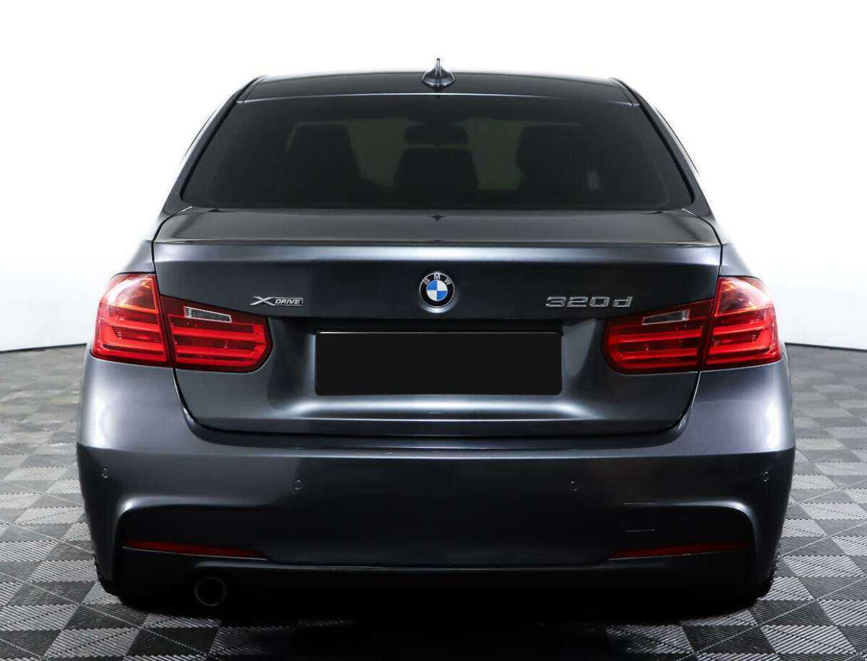 BMW 3 серии с пробегом — 2013 год. Фото: #3