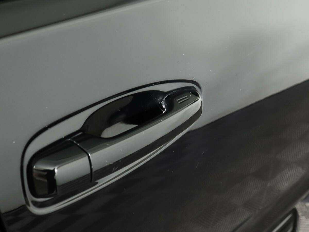 Toyota Land Cruiser Prado с пробегом — 2012 год. Фото: #13