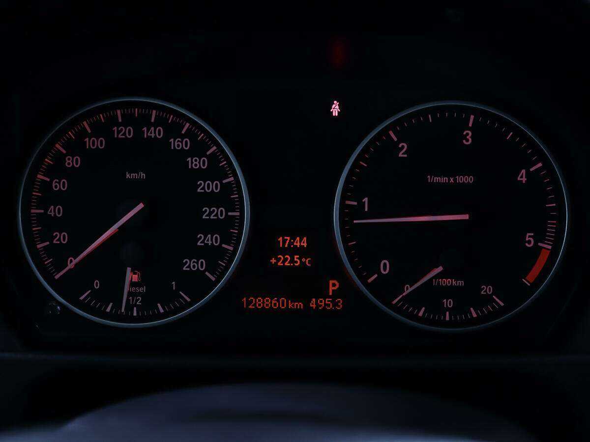 BMW X1 с пробегом — 2012 год. Фото: #13