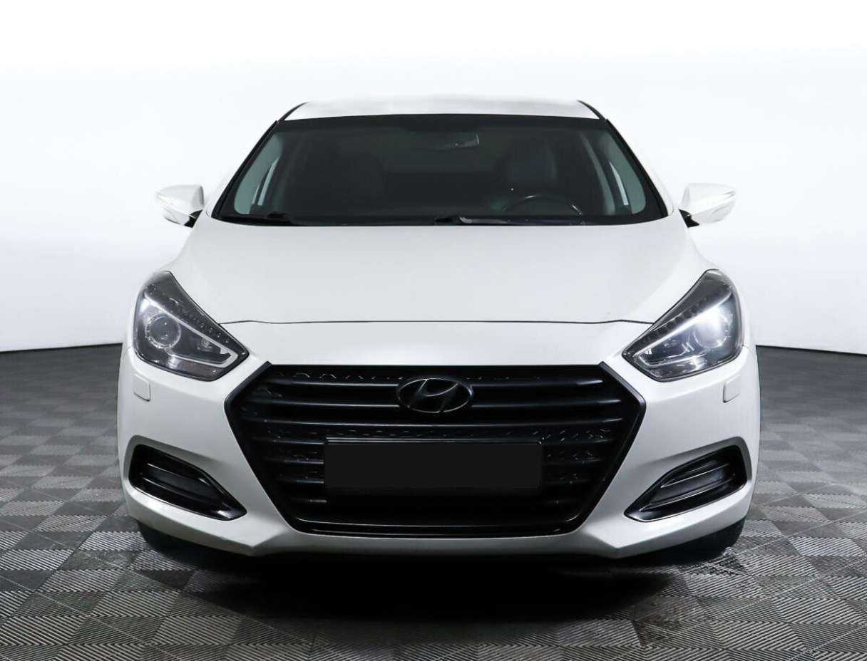 Hyundai i40 с пробегом — 2015 год. Фото: #1