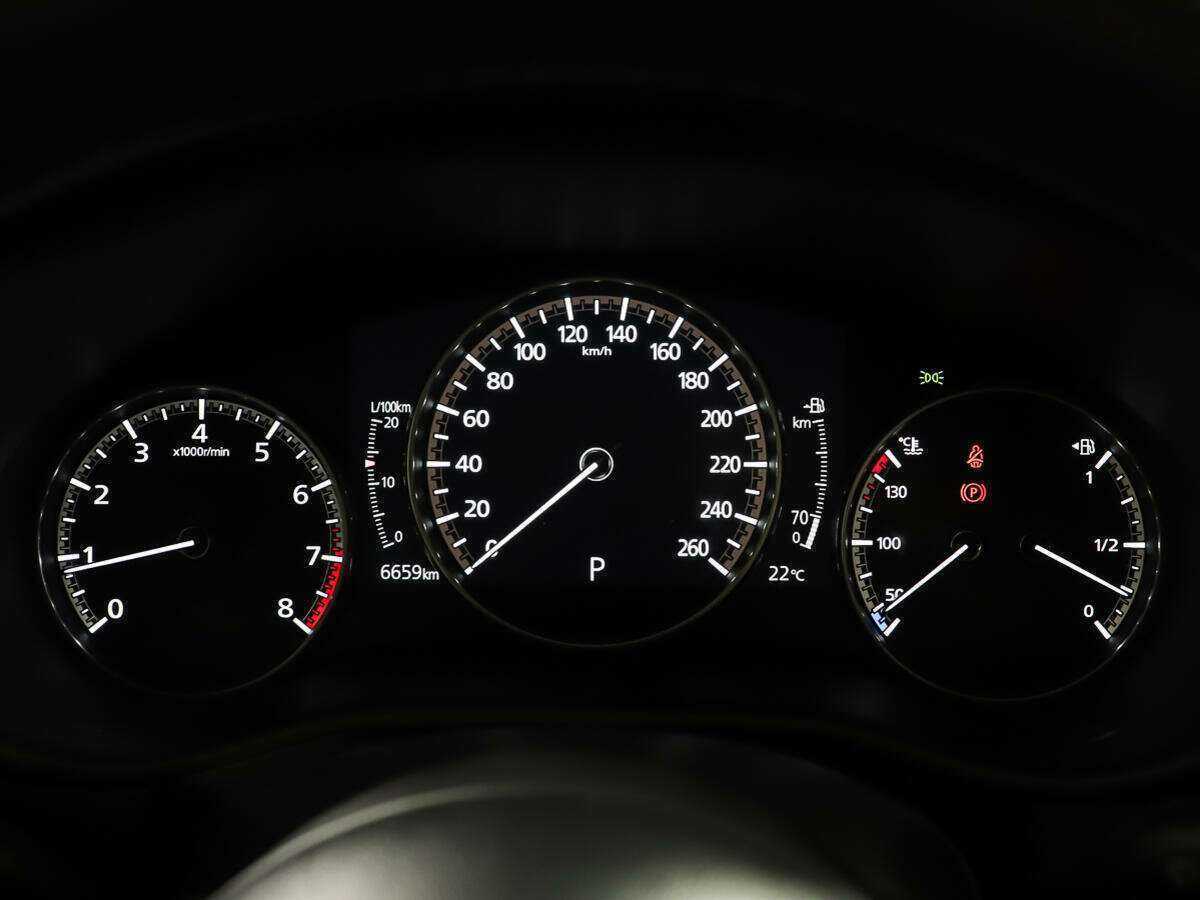 Mazda CX-30 с пробегом — 2021 год. Фото: #14