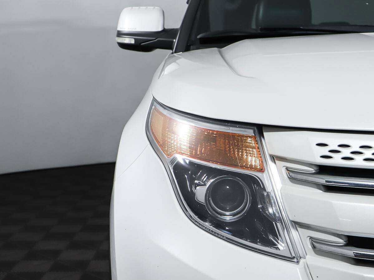 Ford Explorer с пробегом — 2012 год. Фото: #29