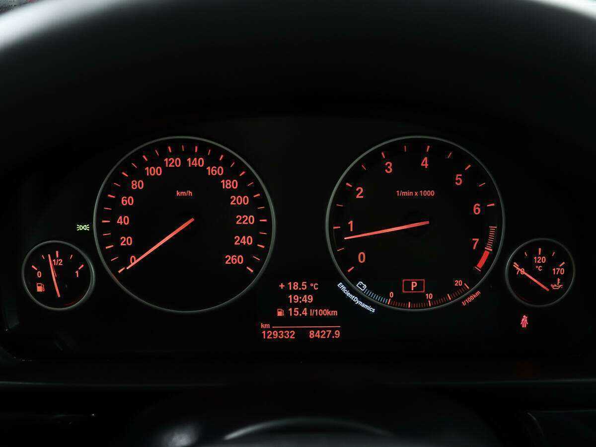 BMW 5 серии с пробегом — 2013 год. Фото: #13