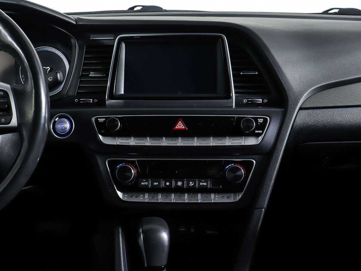 Hyundai Sonata с пробегом — 2018 год. Фото: #11