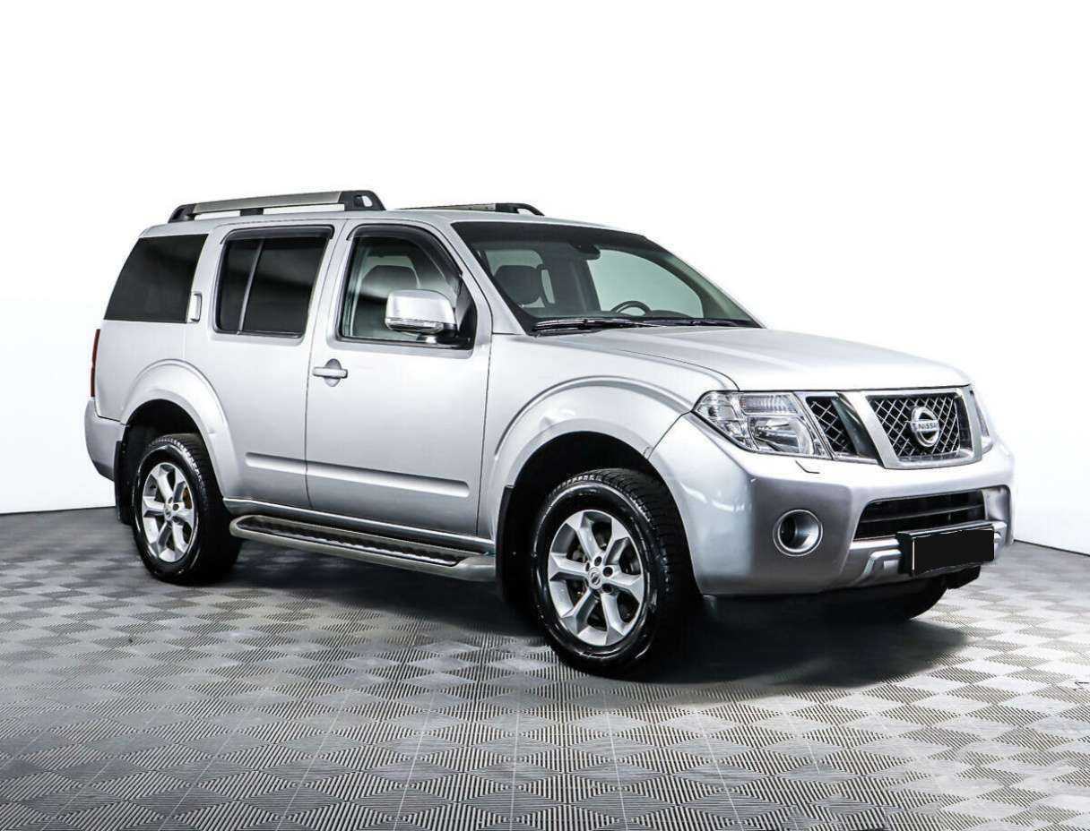 Nissan Pathfinder с пробегом — 2012 год. Фото: #2