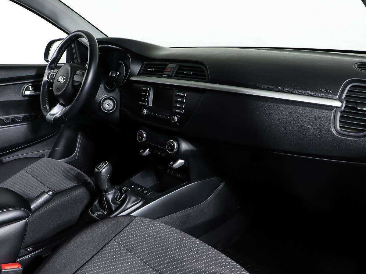Kia Rio с пробегом — 2020 год. Фото: #8