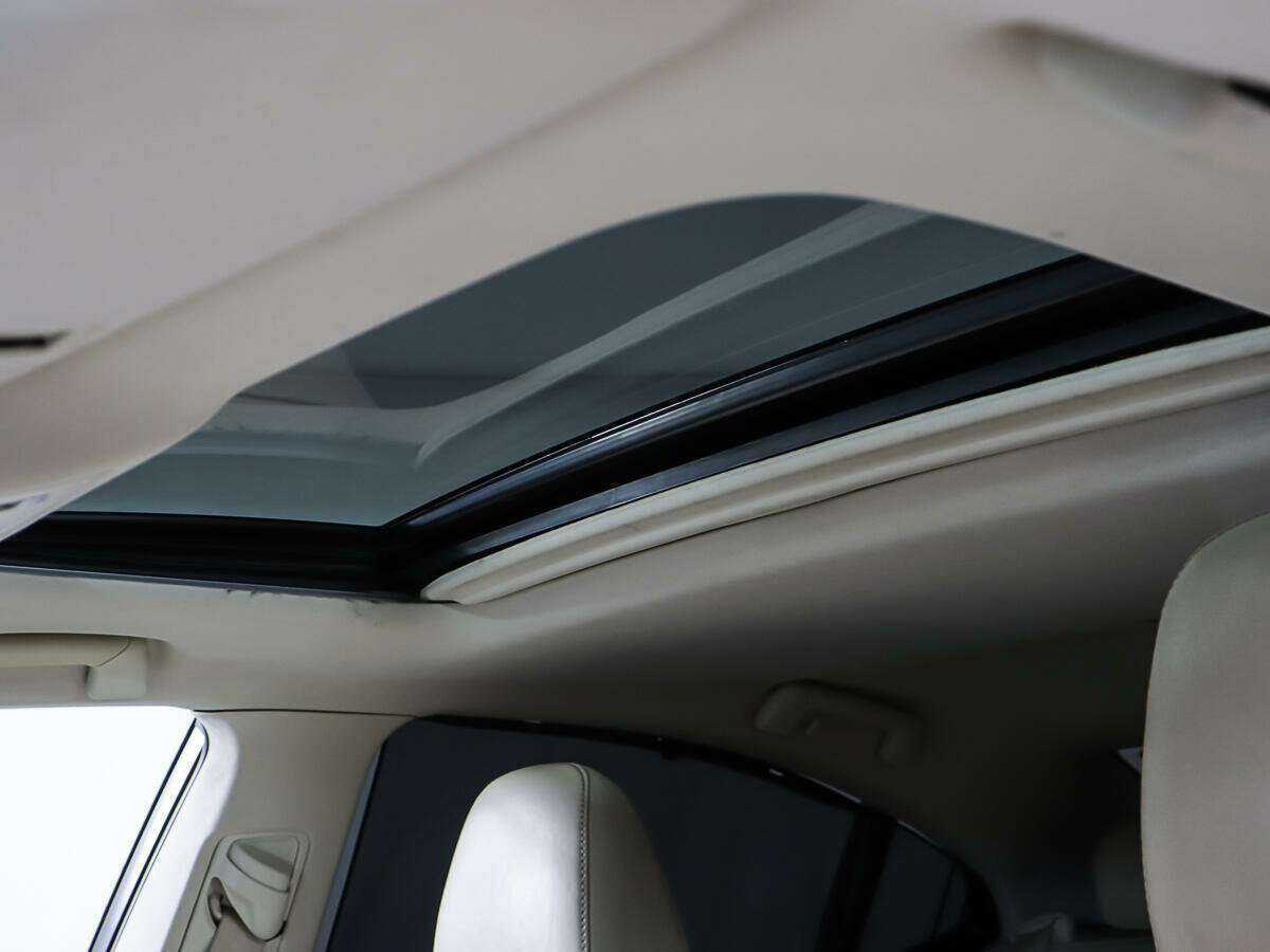 Lexus ES с пробегом — 2013 год. Фото: #19