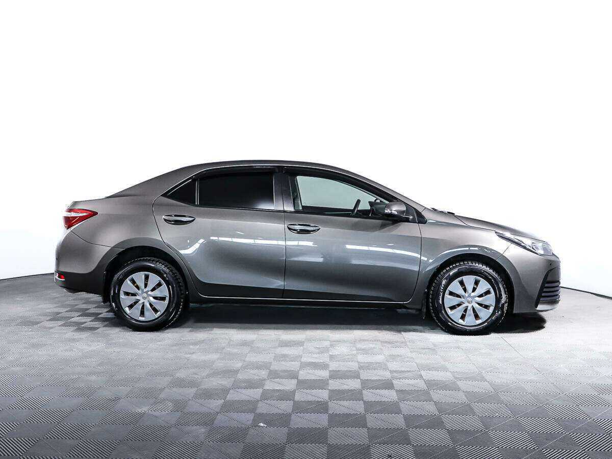 Toyota Corolla с пробегом — 2016 год. Фото: #3