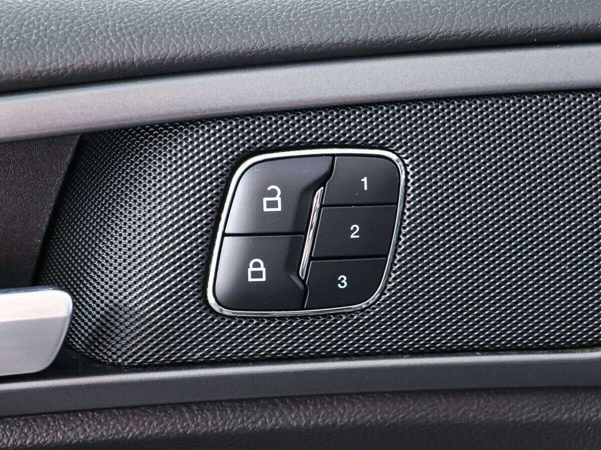 Ford Mondeo с пробегом — 2015 год. Фото: #15